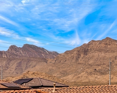 10634 Sariah Skye Avenue - Photo Thumbnail 22