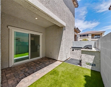 10634 Sariah Skye Avenue - Photo Thumbnail 36
