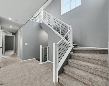 10634 Sariah Skye Avenue - Photo Thumbnail 14