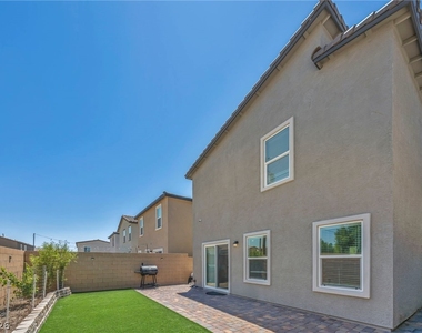 630 Harmony Rock Avenue - Photo Thumbnail 12