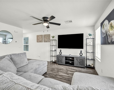 630 Harmony Rock Avenue - Photo Thumbnail 5