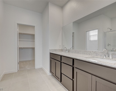 239 Freeport View Place - Photo Thumbnail 8