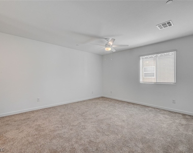 324 Lupton Avenue - Photo Thumbnail 39