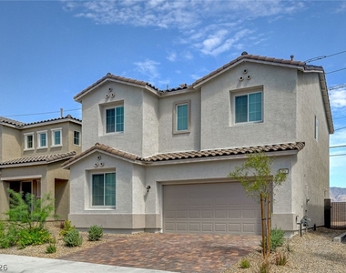 324 Lupton Avenue - Photo Thumbnail 14