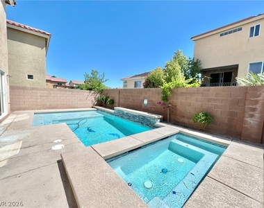 8412 Golden Amber Street - Photo Thumbnail 12