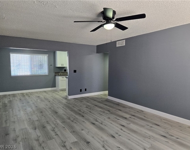 3240 N Michael Way - Photo Thumbnail 3