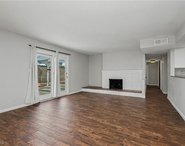 6908 Kinkenon Drive - Photo Thumbnail 12