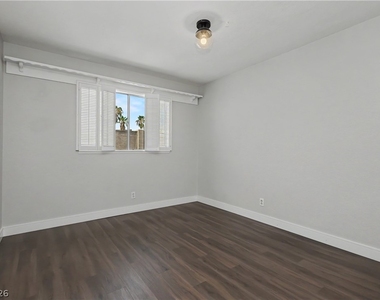 6908 Kinkenon Drive - Photo Thumbnail 16
