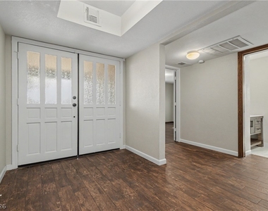 6908 Kinkenon Drive - Photo Thumbnail 2