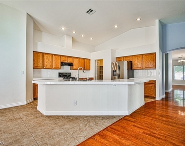 4514 Patriot Cannon Street - Photo Thumbnail 7