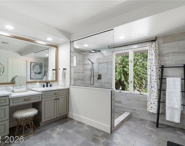 2233 Versailles Court - Photo Thumbnail 20