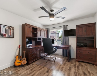 2233 Versailles Court - Photo Thumbnail 22