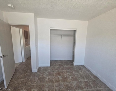 2044 Harvard Street - Photo Thumbnail 4