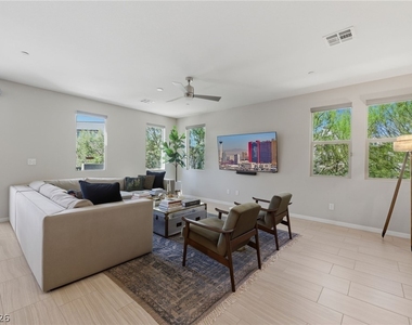 11295 Cactus Tower Avenue - Photo Thumbnail 5
