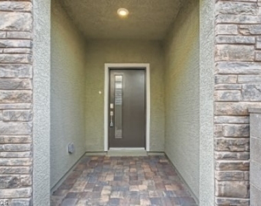 232 Oliver Peak Avenue - Photo Thumbnail 3