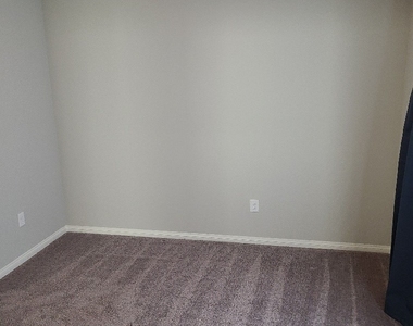 8942 Bucco Reef Avenue - Photo Thumbnail 17