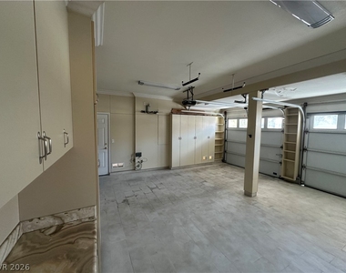 3854 Broadmead Street - Photo Thumbnail 31