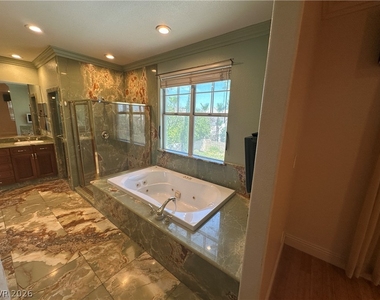 3854 Broadmead Street - Photo Thumbnail 18