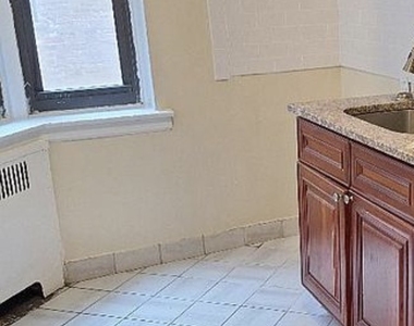 41-07 42nd St,Sunnyside,NY 11104 - Photo Thumbnail 3