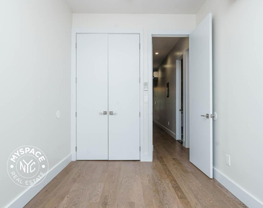 99 Varet Street - Photo Thumbnail 7