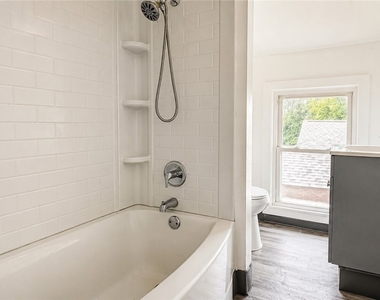 709 S James Street - Photo Thumbnail 2
