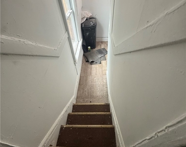 1702 E Fayette Street - Photo Thumbnail 7