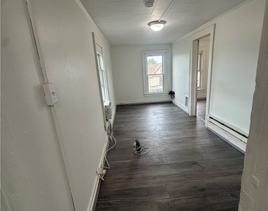 1702 E Fayette Street - Photo Thumbnail 3