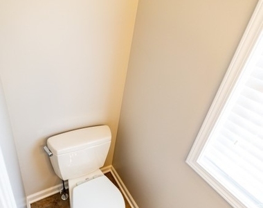 649 Kayloc Circle - Photo Thumbnail 11
