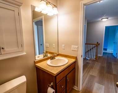 649 Kayloc Circle - Photo Thumbnail 26