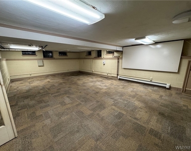 77 W Humboldt Parkway - Photo Thumbnail 28