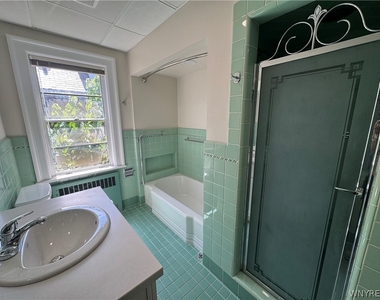 77 W Humboldt Parkway - Photo Thumbnail 20