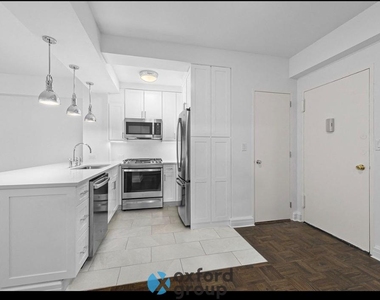East 27th Street - Photo Thumbnail 6
