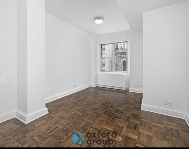 East 27th Street - Photo Thumbnail 1