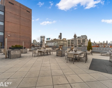 181 Front Street - Photo Thumbnail 11