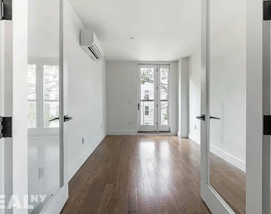 Newkirk Avenue - Photo Thumbnail 4