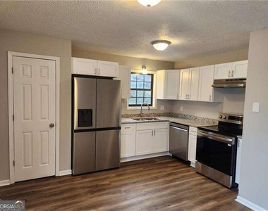 1285 S Lea Court Se - Photo Thumbnail 1