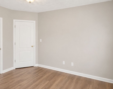 346 Summer Hill Circle - Photo Thumbnail 11