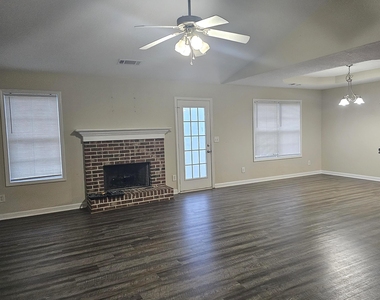 1746 Tugalo Drive - Photo Thumbnail 1