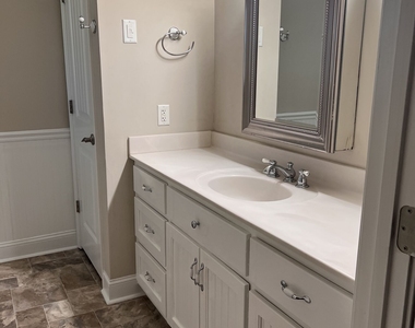 7505 Whitmire Road - Photo Thumbnail 13