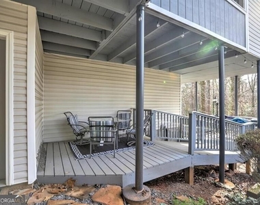 3932 Shoemaker Court - Photo Thumbnail 23