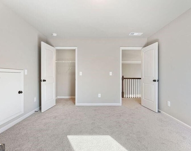 5714 Ridgewater Circle - Photo Thumbnail 28