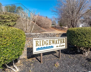 5714 Ridgewater Circle - Photo Thumbnail 46