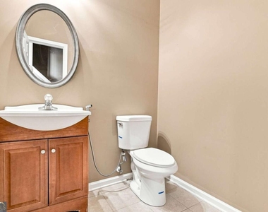 3063 Kentmere Drive - Photo Thumbnail 23