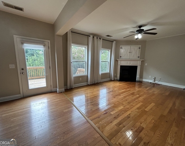 759 Lynnfield Drive - Photo Thumbnail 6