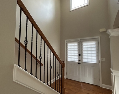759 Lynnfield Drive - Photo Thumbnail 1