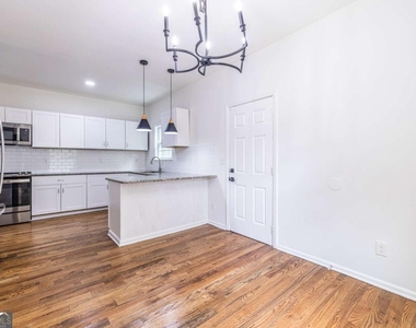 1146 Ira Street Sw - Photo Thumbnail 9