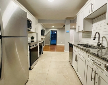 3272 Wheeler Street - Photo Thumbnail 4