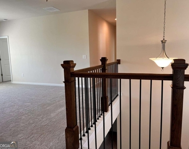 3755 Crestland Lane - Photo Thumbnail 8