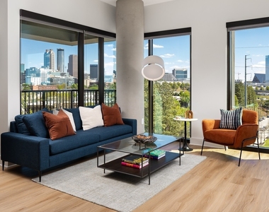 200 Nerem Street Nw - Photo Thumbnail 5