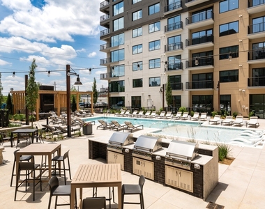 200 Nerem Street Nw - Photo Thumbnail 23